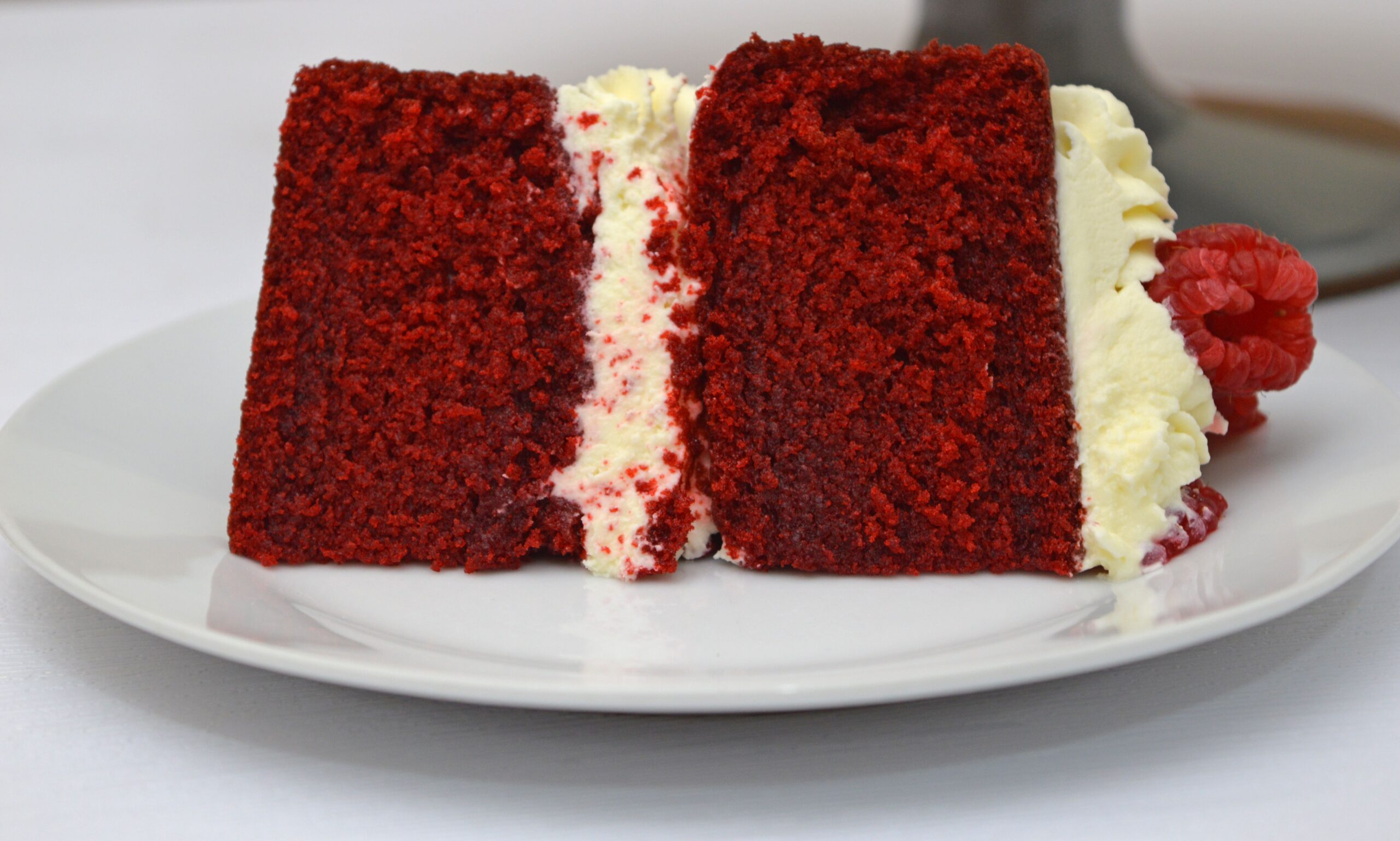 Red Velvet Cake with Mascarpone Frosting